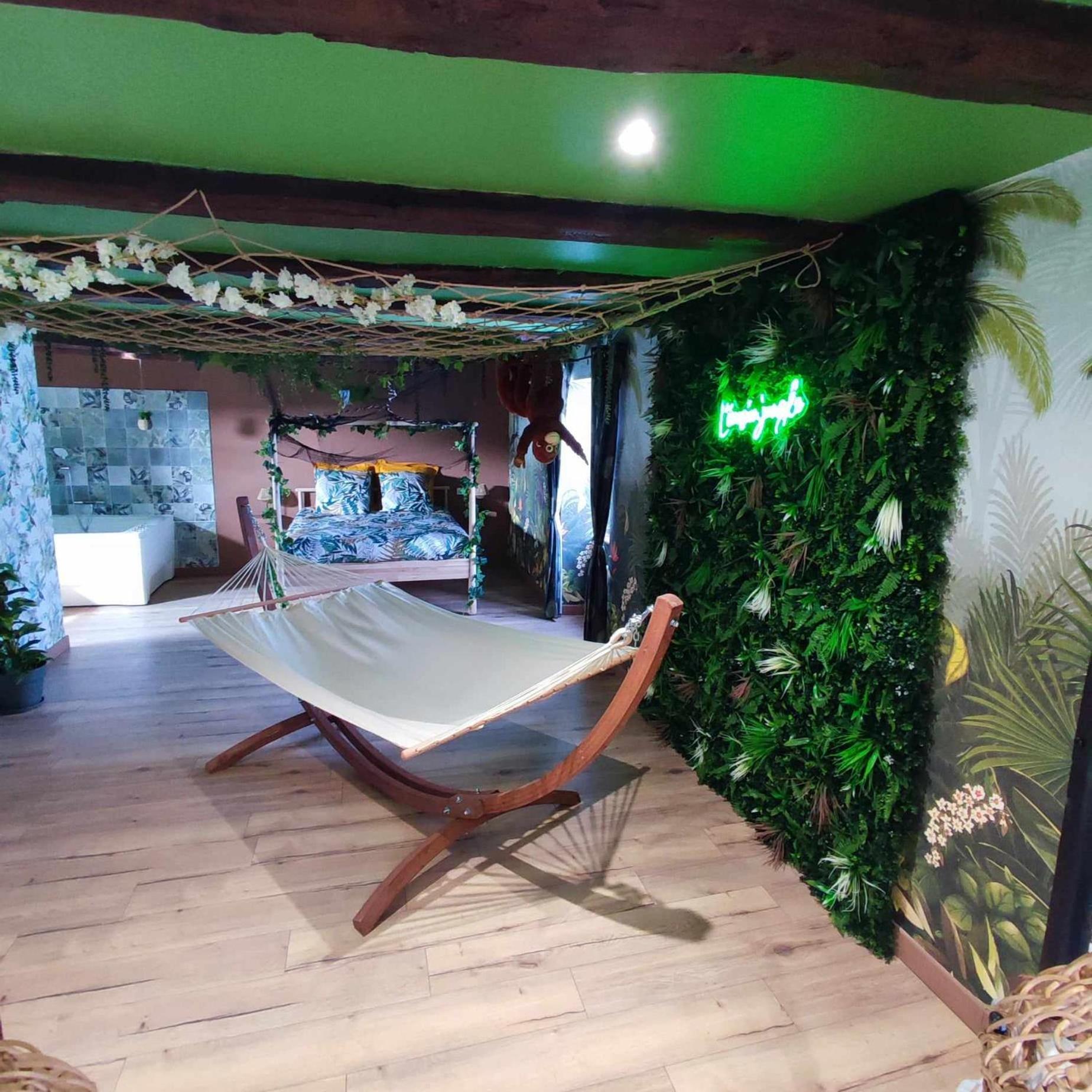L'Evasion Jungle Apartment Saint-Pierre-de-Plesguen Exterior photo