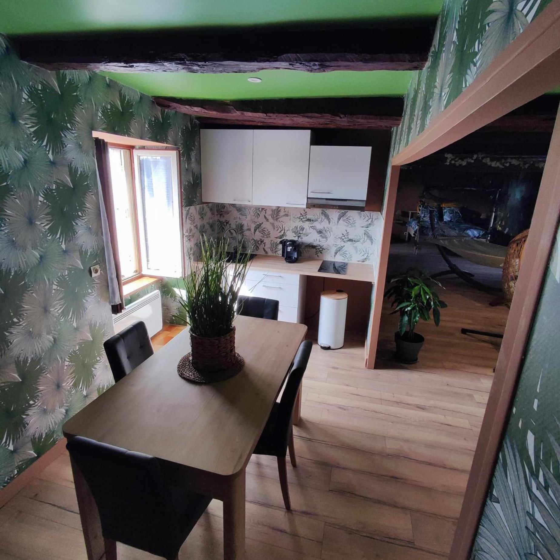 L'Evasion Jungle Apartment Saint-Pierre-de-Plesguen Exterior photo
