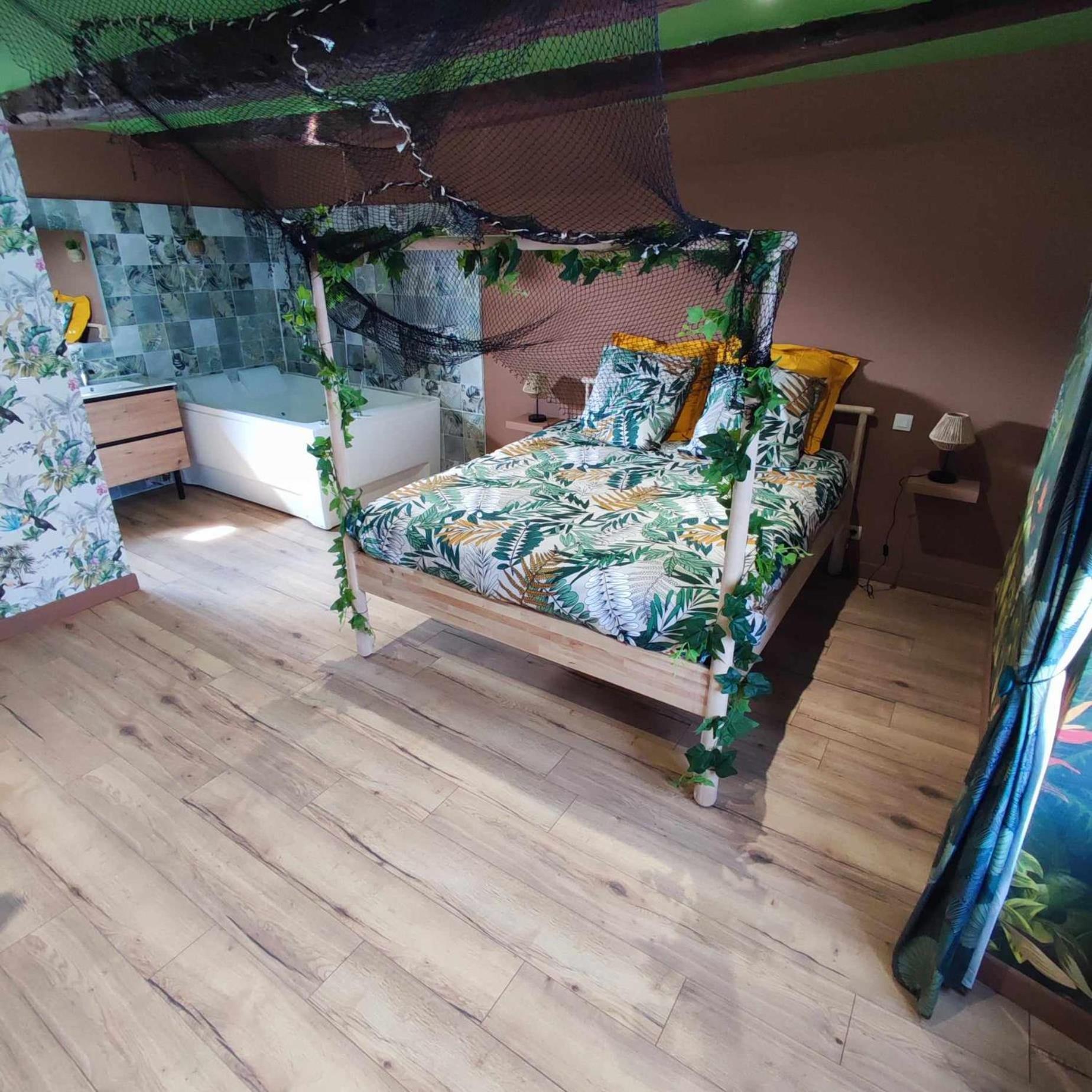 L'Evasion Jungle Apartment Saint-Pierre-de-Plesguen Exterior photo